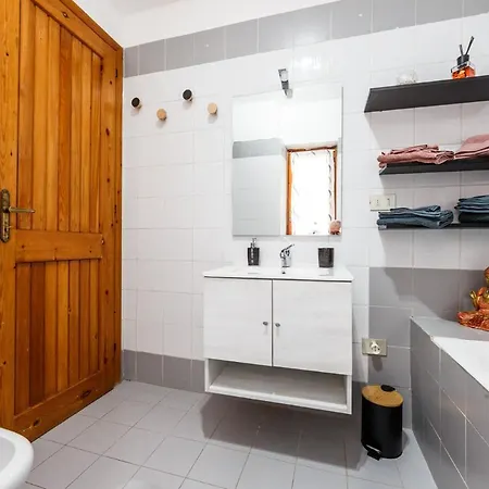 Dei Medici-la Casa Nel Parco Pescasseroli