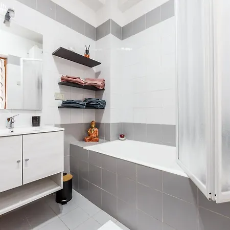 Dei Medici-la Casa Nel Parco *