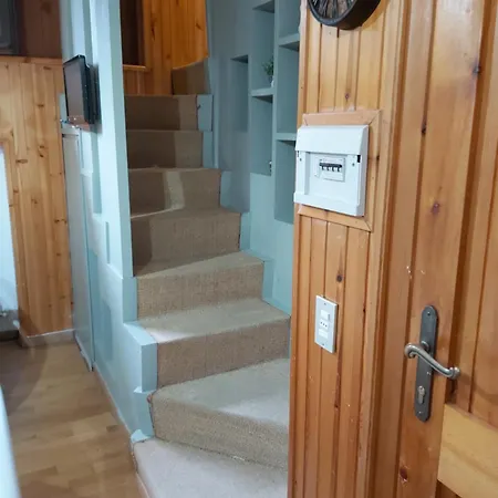 Dei Medici-la Casa Nel Parco * Pescasseroli