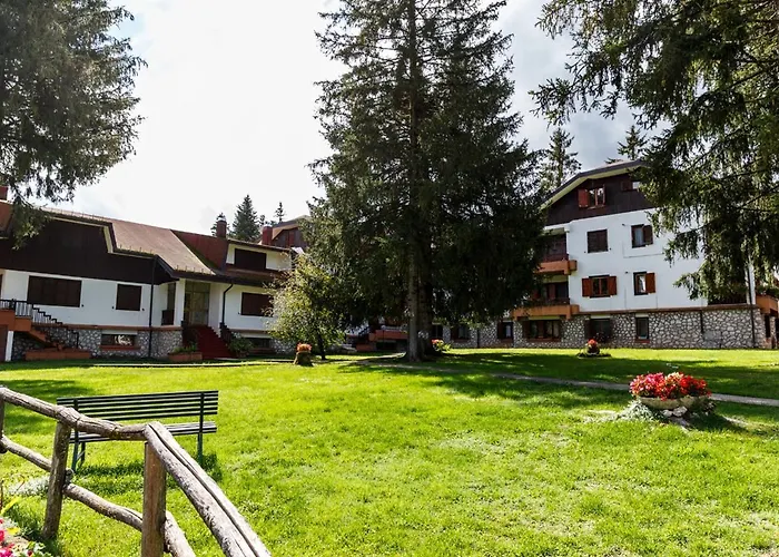 Dei Medici-la Casa Nel Parco * Pescasseroli